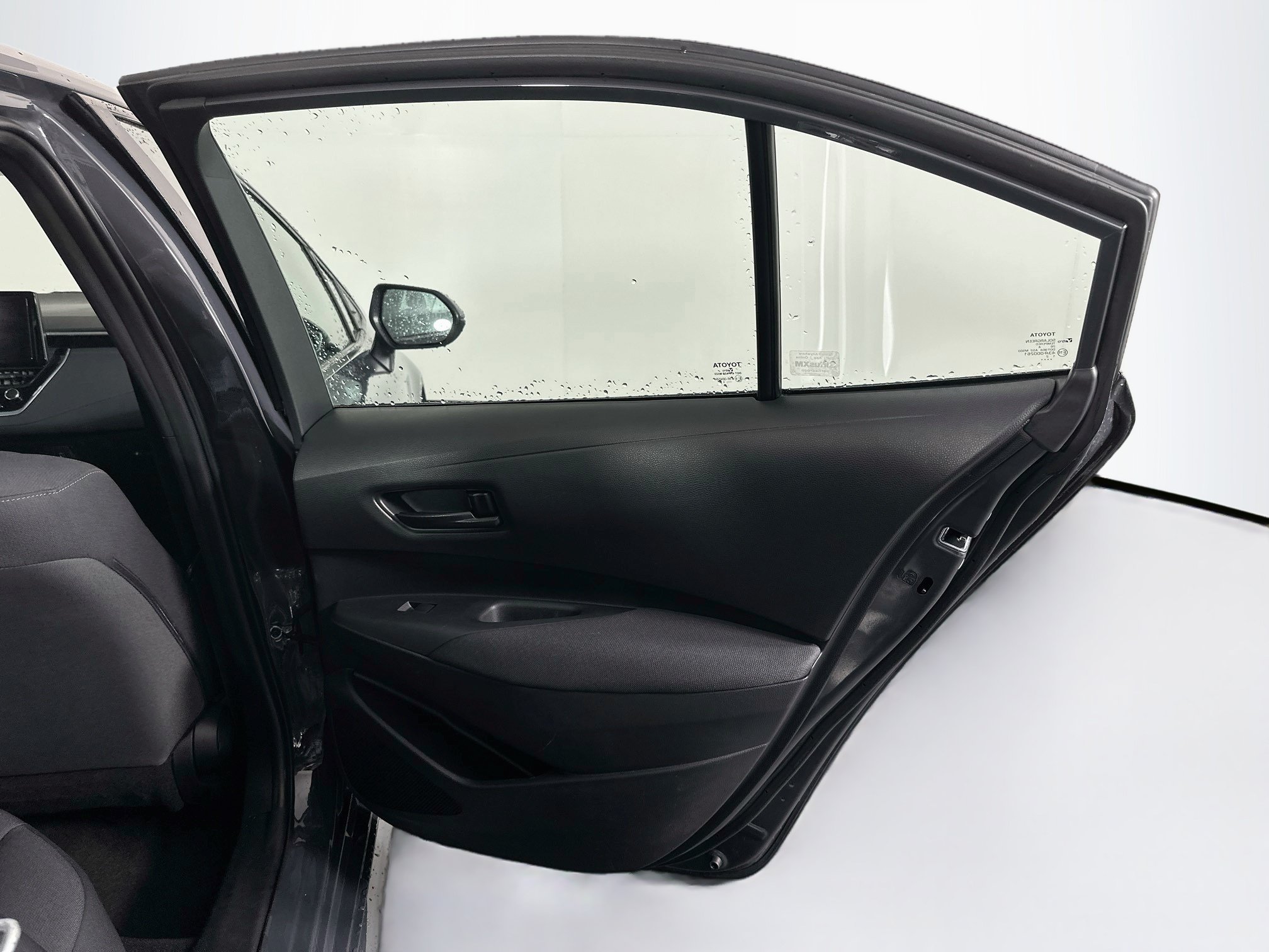 Used 2024 Toyota Corolla LE FWD image 28