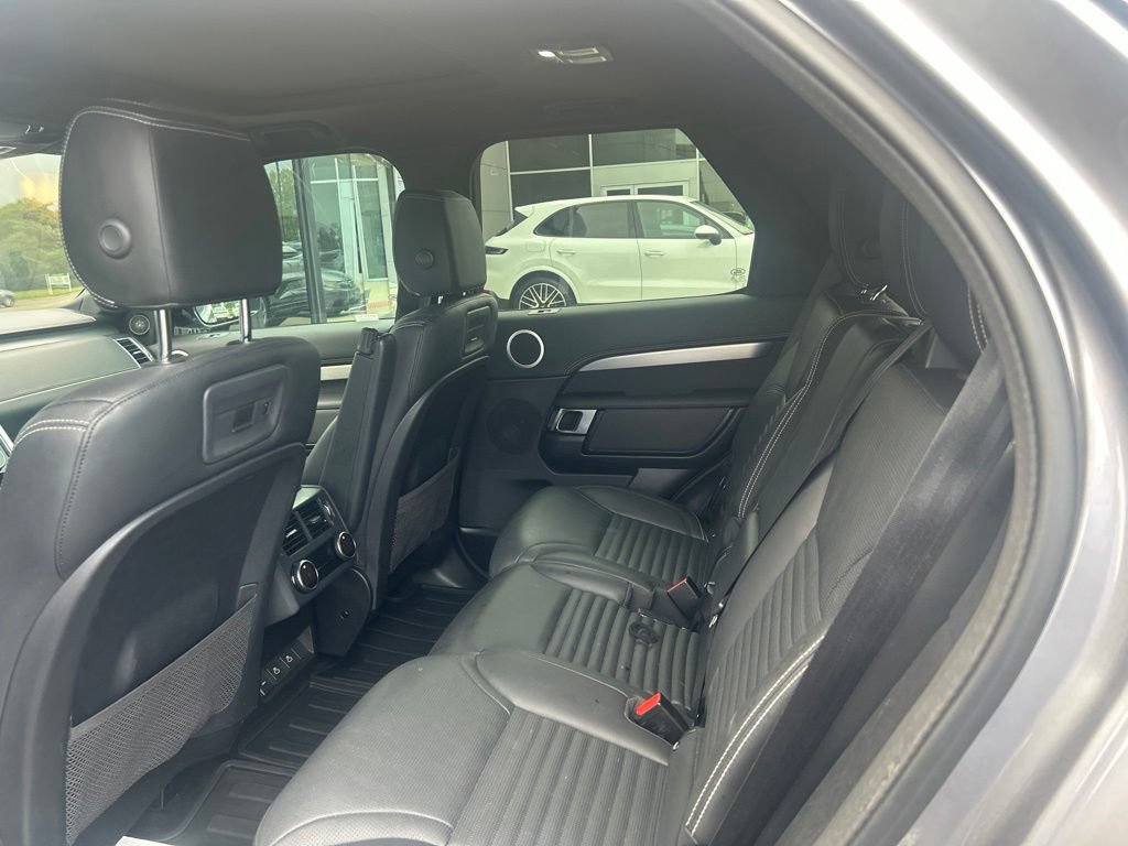 Used 2023 Land Rover Discovery S R-Dynamic AWD/4WD image 9