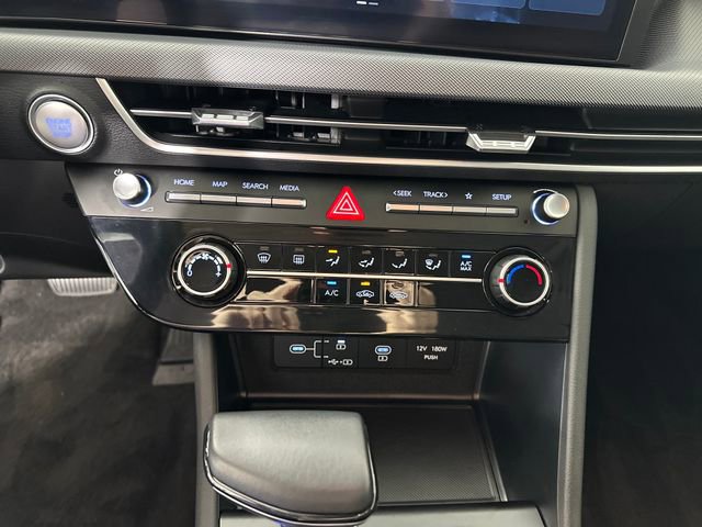 Used 2025 Hyundai Sonata SE FWD image 23