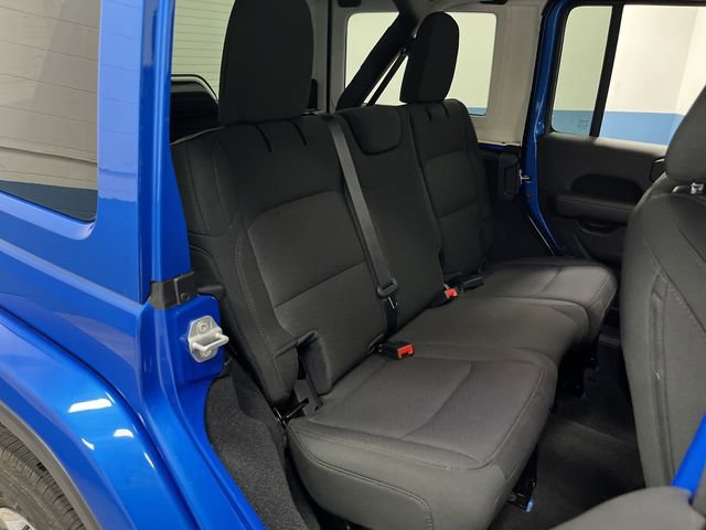 Used 2023 Jeep Wrangler Sahara w/ Safety Group image 32