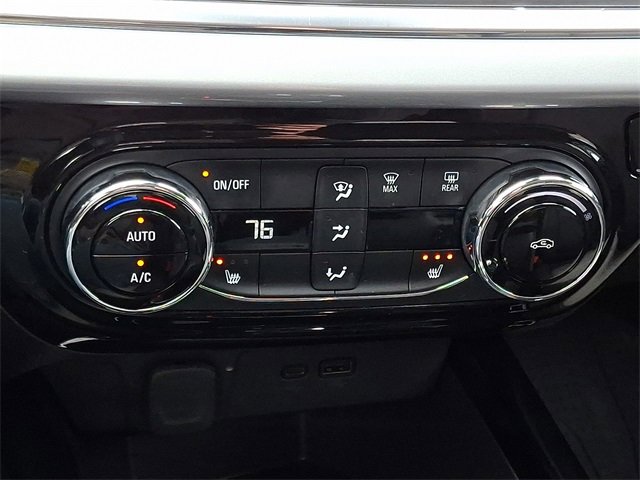 Used 2025 Chevrolet Trax LT w/ Driver Confidence Package image 15