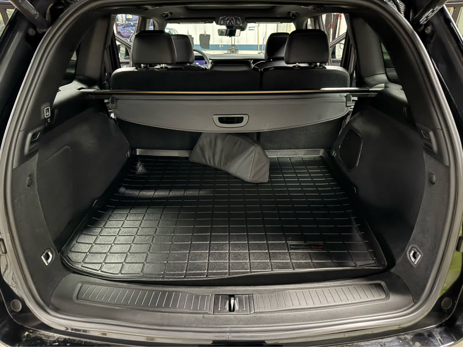 Used 2022 Jeep Grand Cherokee Trailhawk w/ Advanced Protech Group II image 13