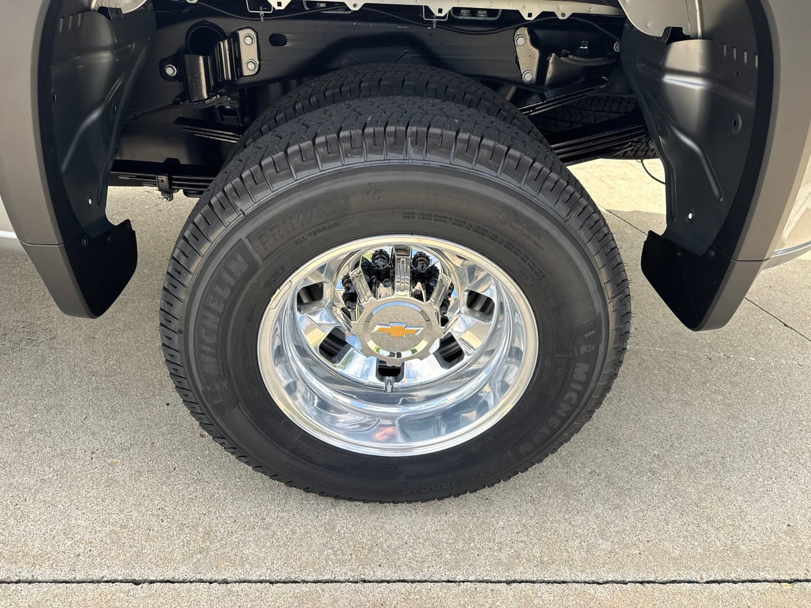 New 2026 Chevrolet Silverado 3500 LT w/ All Star Edition AWD/4WD image 9