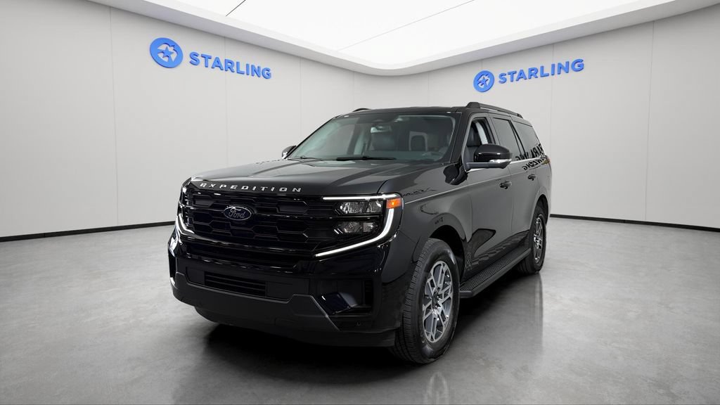 Used 2026 Ford Expedition Active RWD image 16