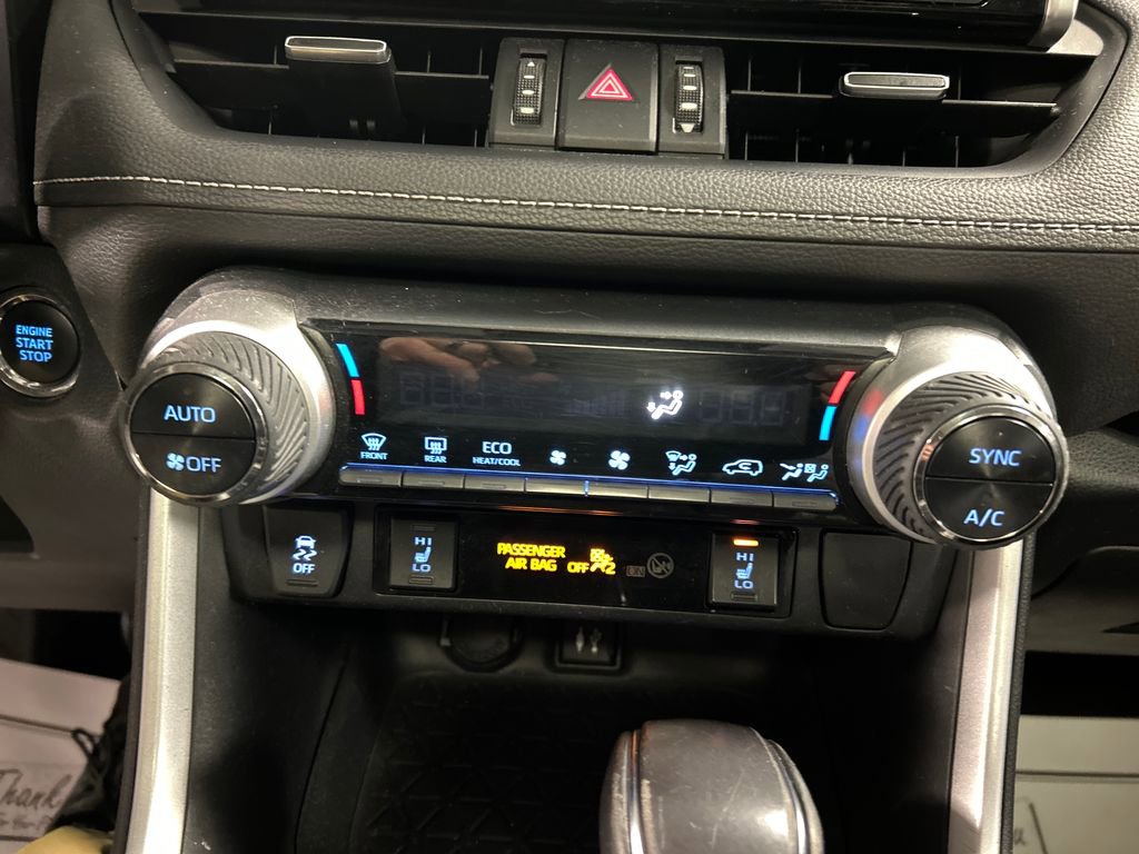 Used 2019 Toyota RAV4 XLE Premium w/ Cold Weather Package image 17