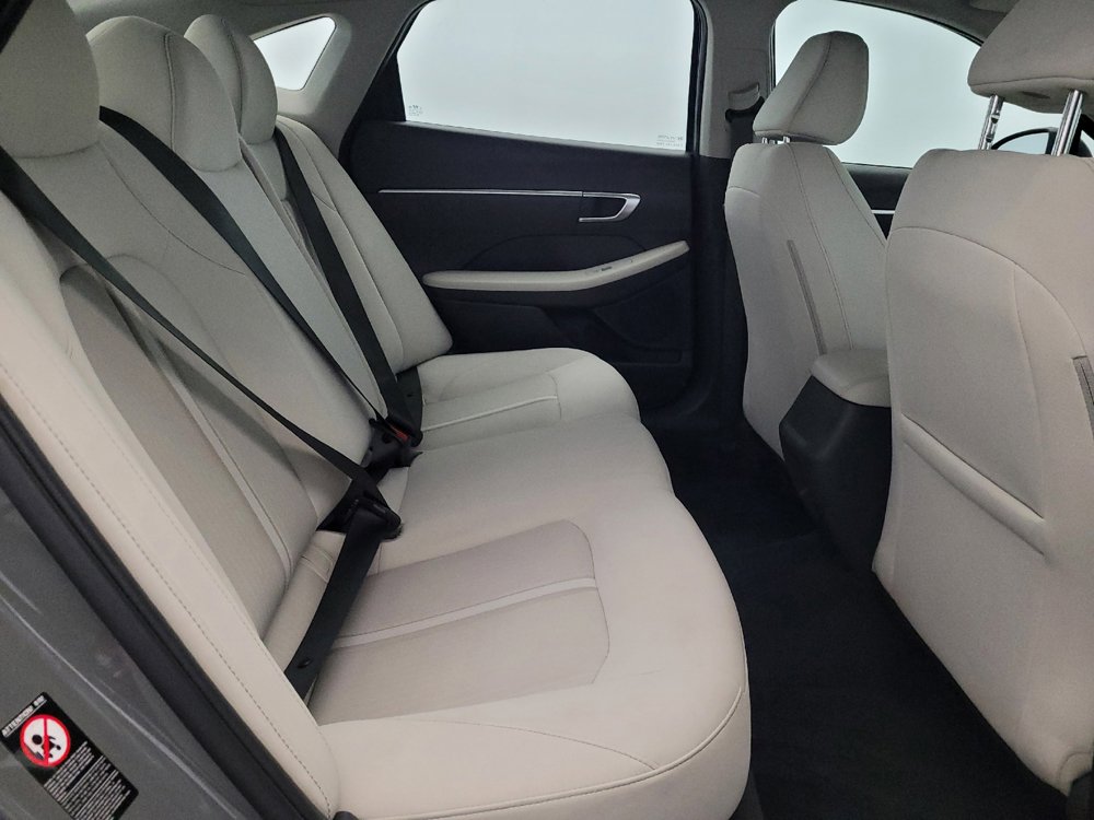 Used 2023 Hyundai Sonata SE FWD image 19