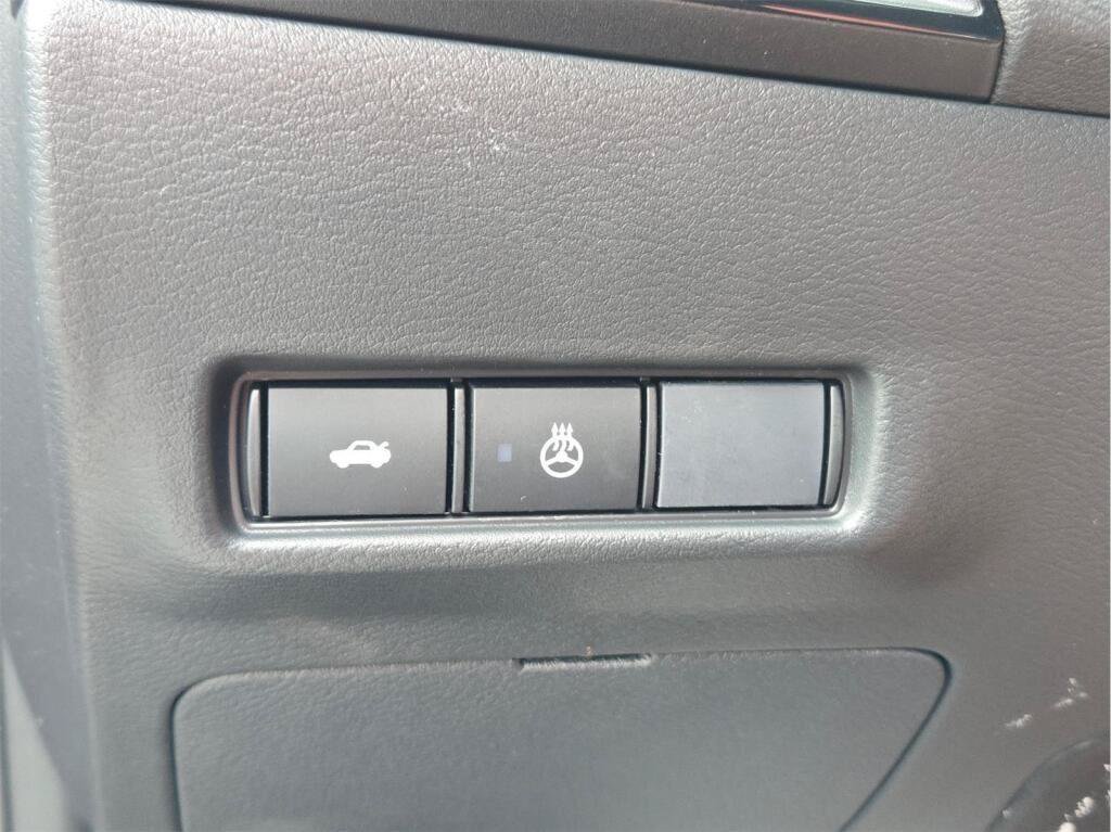 New 2026 Nissan Sentra SR w/ SR All Weather Package FWD image 20