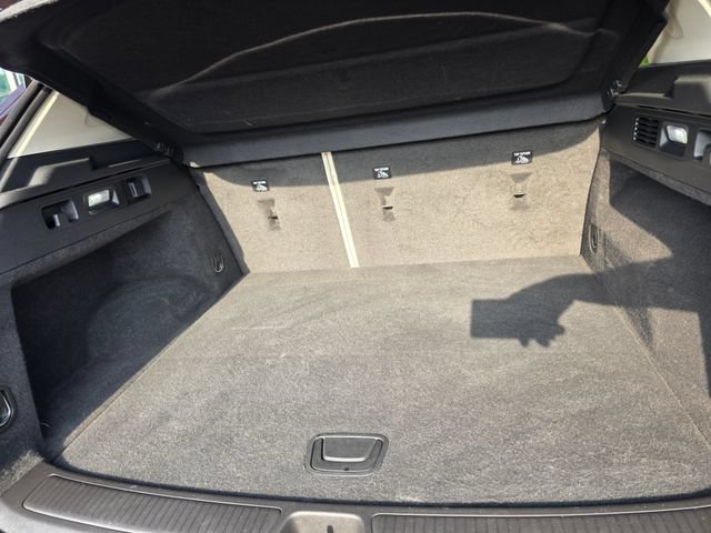 Used 2023 Buick Envision Avenir AWD/4WD image 11