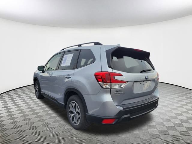 Used 2020 Subaru Forester Premium image 6