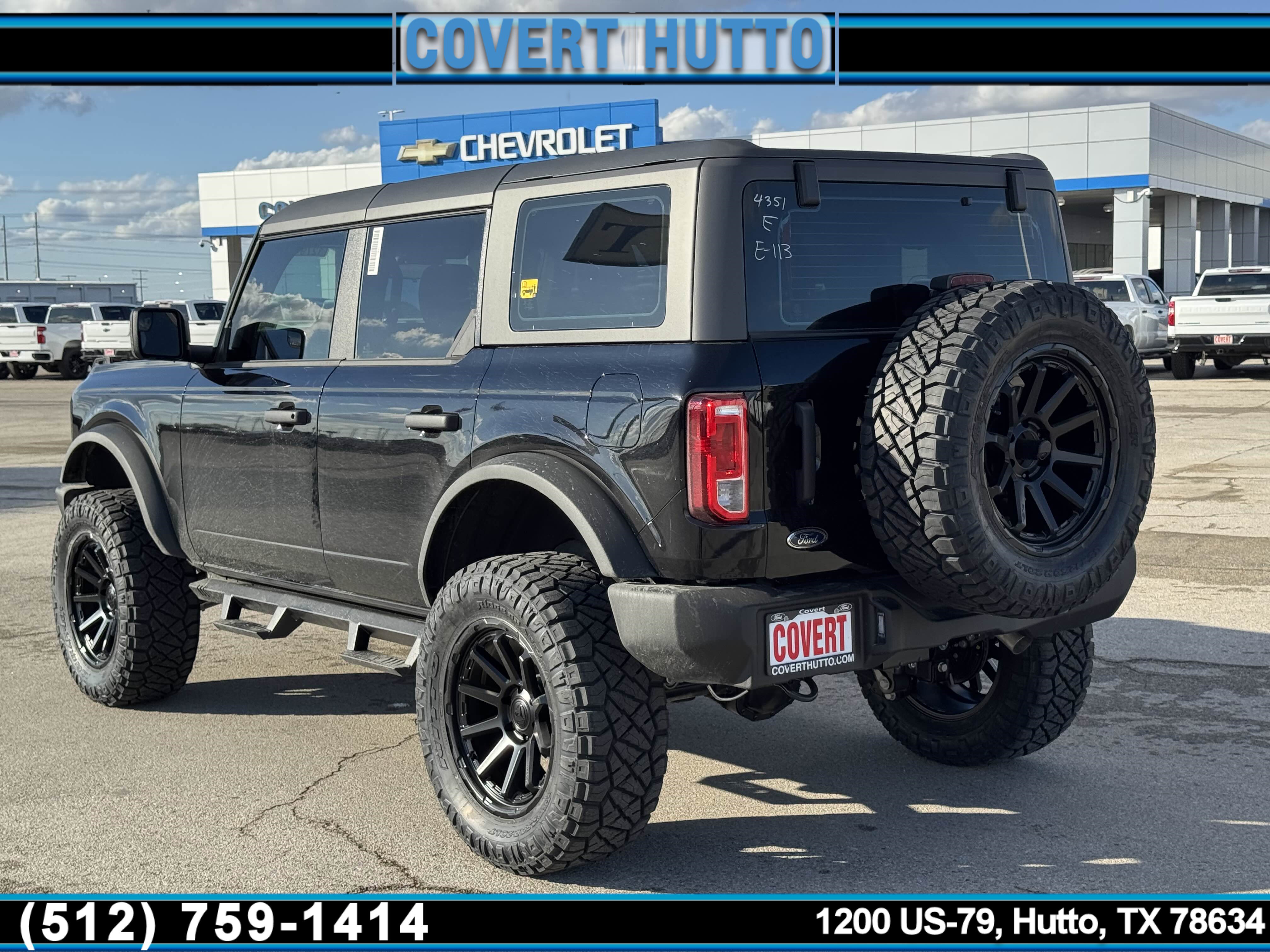 New 2025 Ford Bronco 4-Door image 9