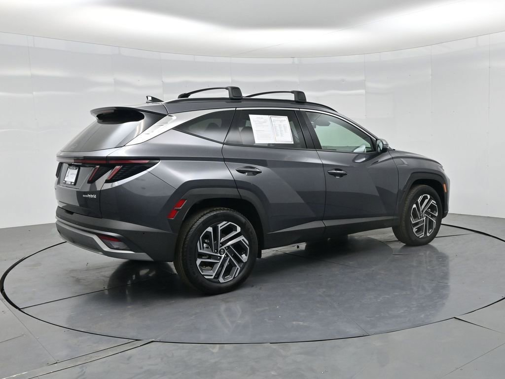 Used 2025 Hyundai Tucson Limited AWD/4WD image 29