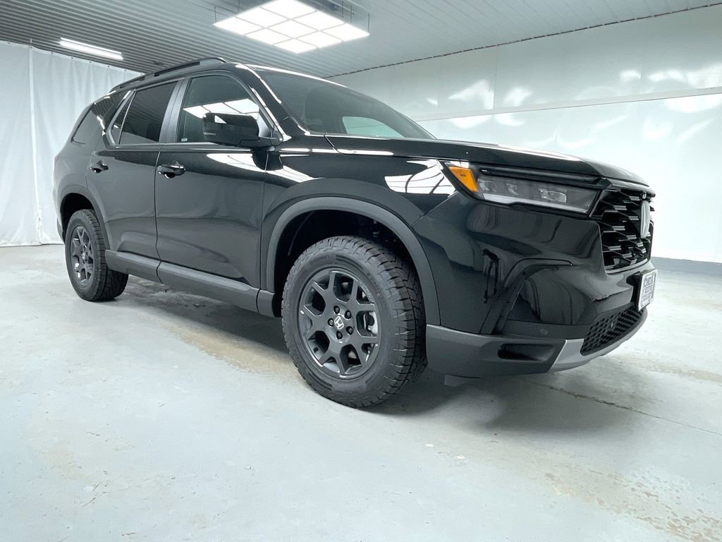 New 2025 Honda Pilot TrailSport video 1
