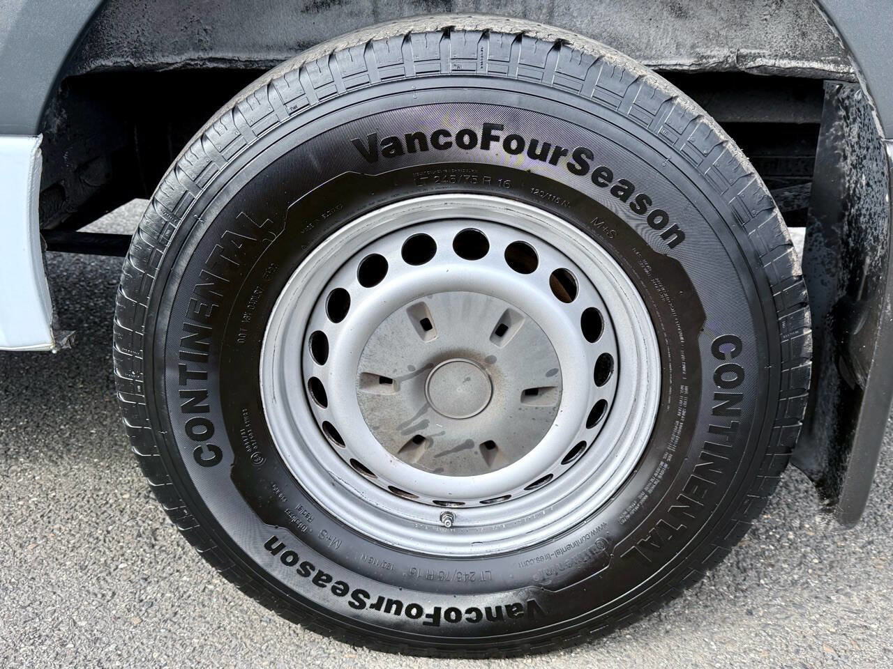 Used 2019 Freightliner Sprinter 2500 image 36