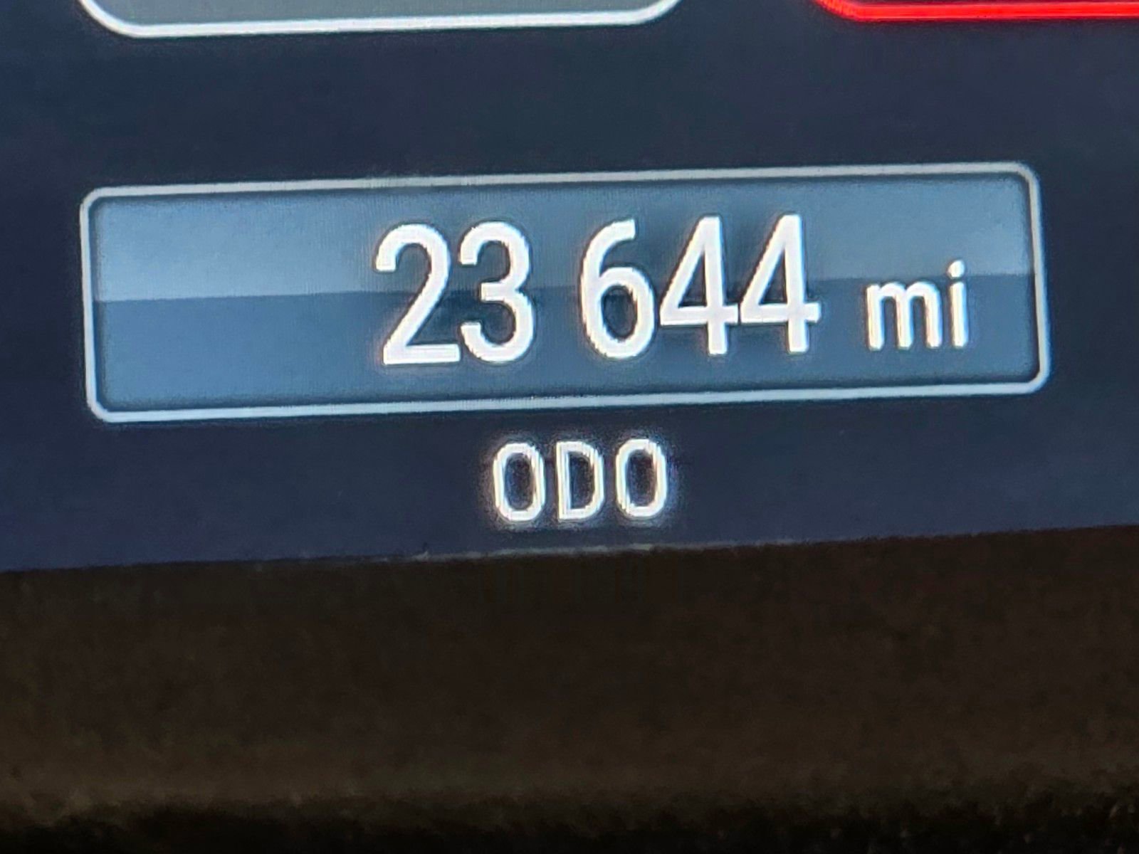 Used 2024 INEOS Grenadier Fieldmaster Edition image 33