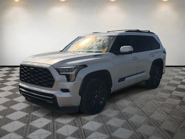 Used 2024 Toyota Sequoia Platinum AWD/4WD image 2
