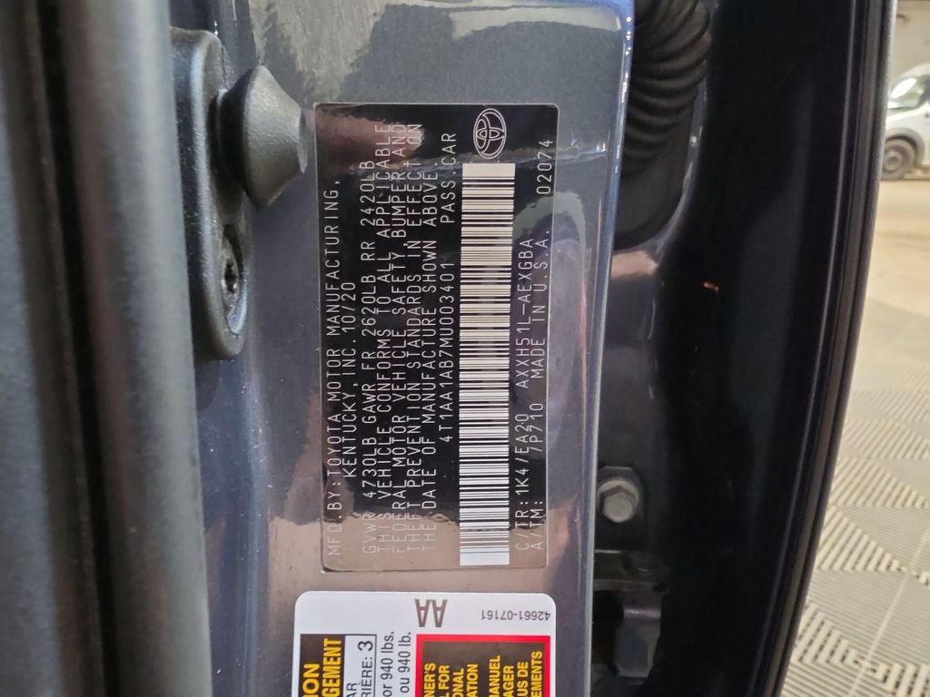 Used 2021 Toyota Avalon XLE w/ Moonroof Package FWD image 26