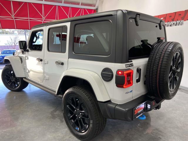 Used 2023 Jeep Wrangler Unlimited Sahara w/ Cold Weather Group image 5