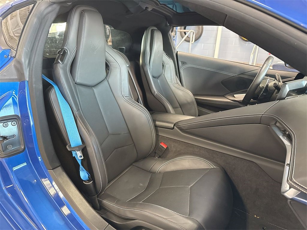 Used 2023 Chevrolet Corvette Stingray w/ Z51 Performance Package image 14