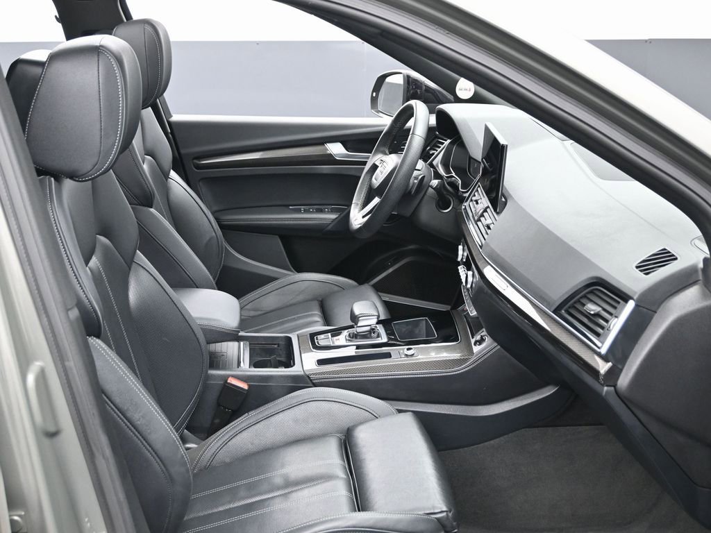 Used 2023 Audi SQ5 Prestige w/ Prestige Package image 40