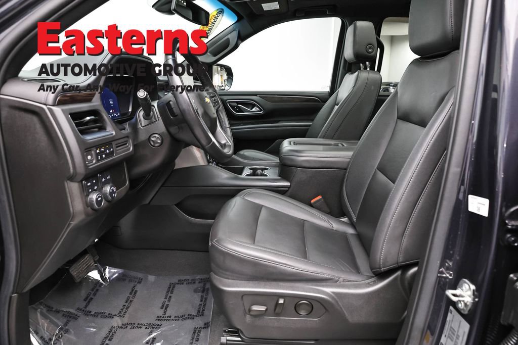 Used 2022 Chevrolet Tahoe LT w/ Luxury Package AWD/4WD image 14