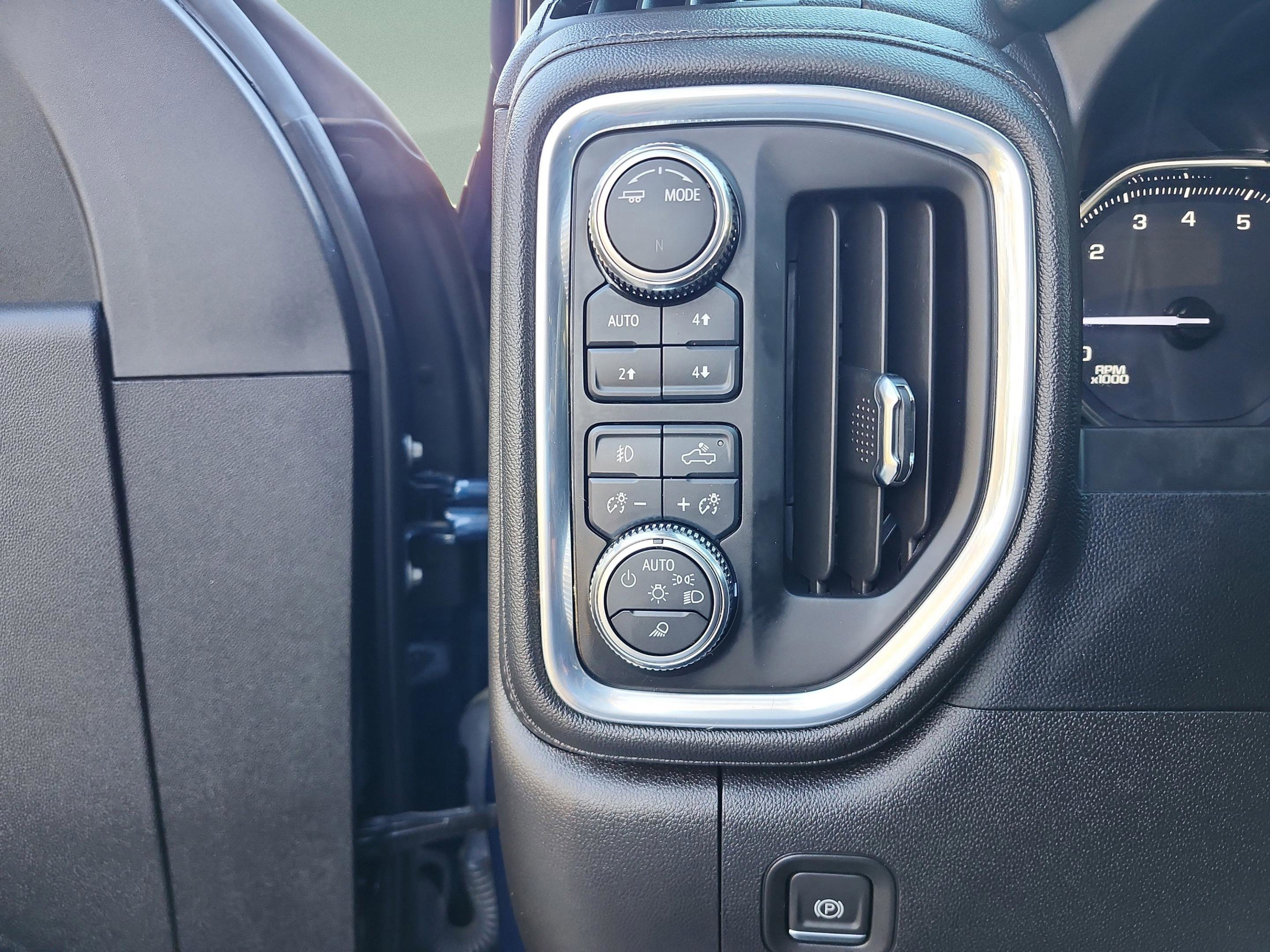 Used 2023 GMC Sierra 2500 SLT image 14