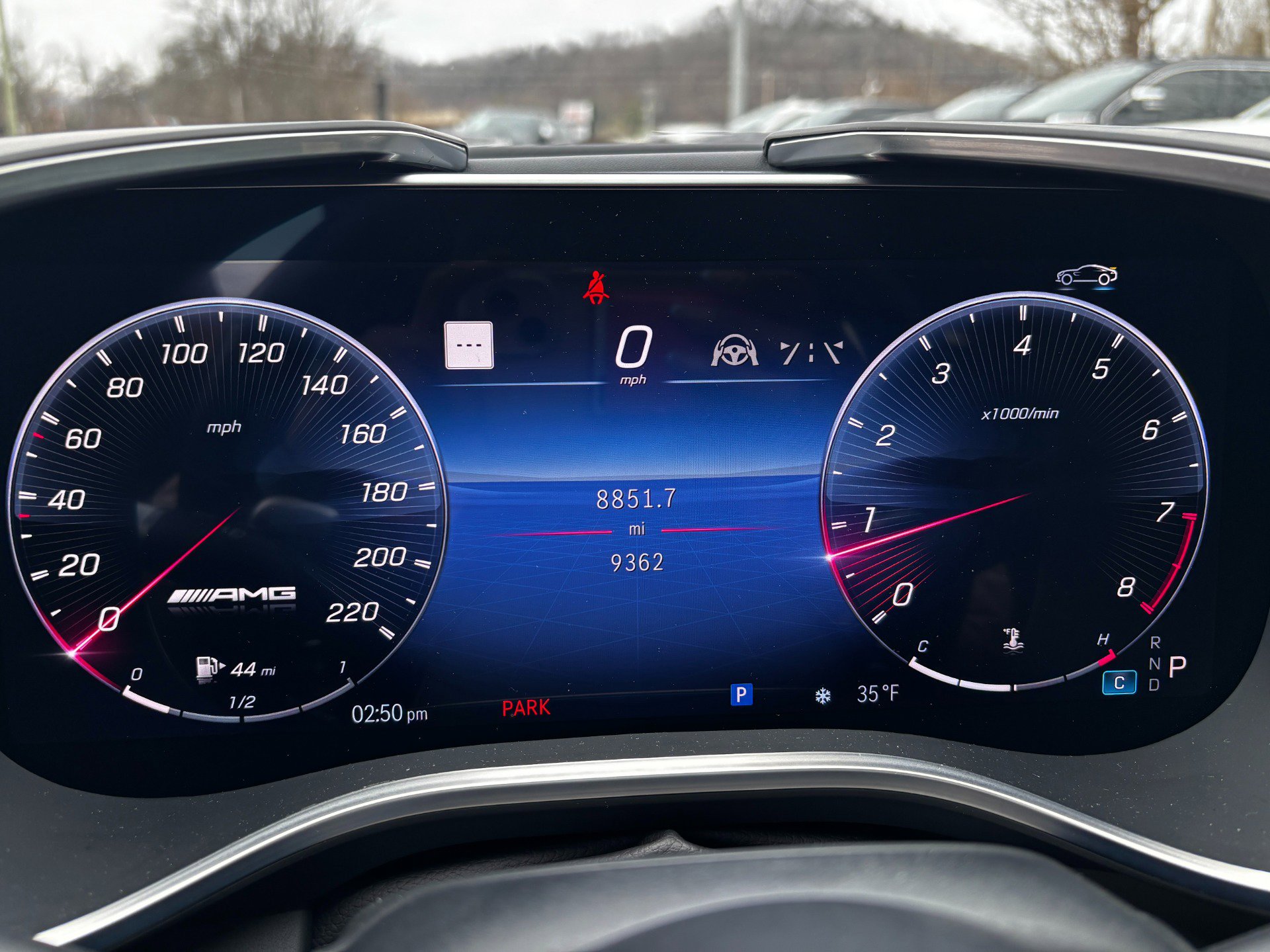 Used 2022 Mercedes-Benz SL 63 AMG 4MATIC w/ Driver Assistance Package image 36