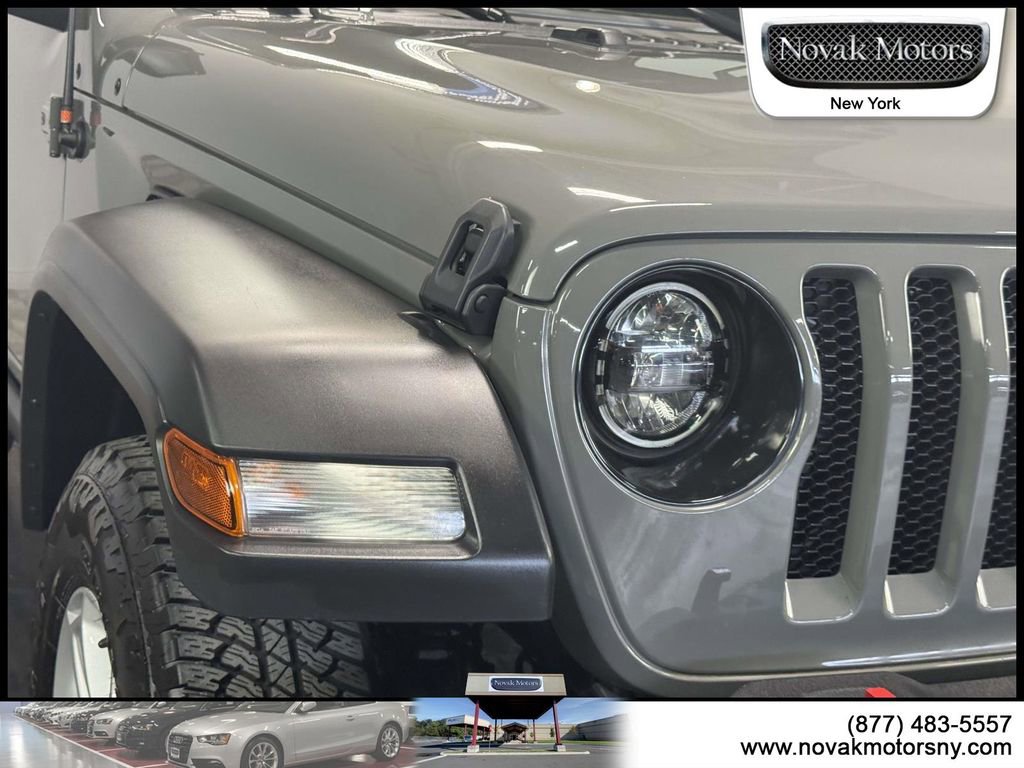 Used 2021 Jeep Wrangler Sport AWD/4WD image 6