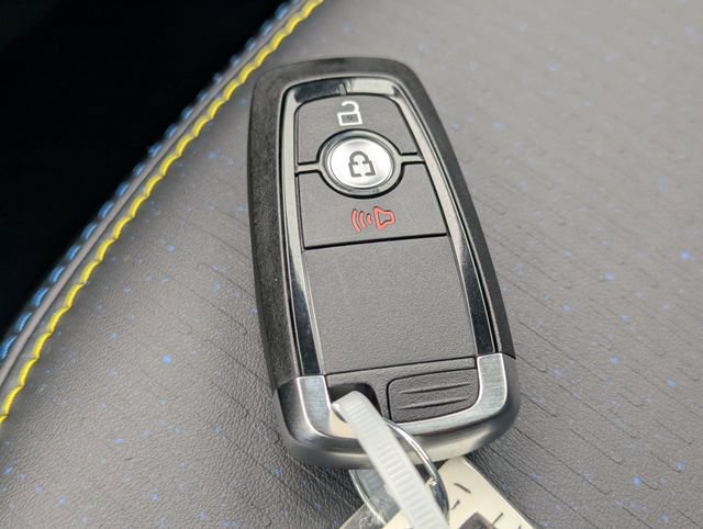 New 2026 Ford Maverick Lobo AWD/4WD image 31