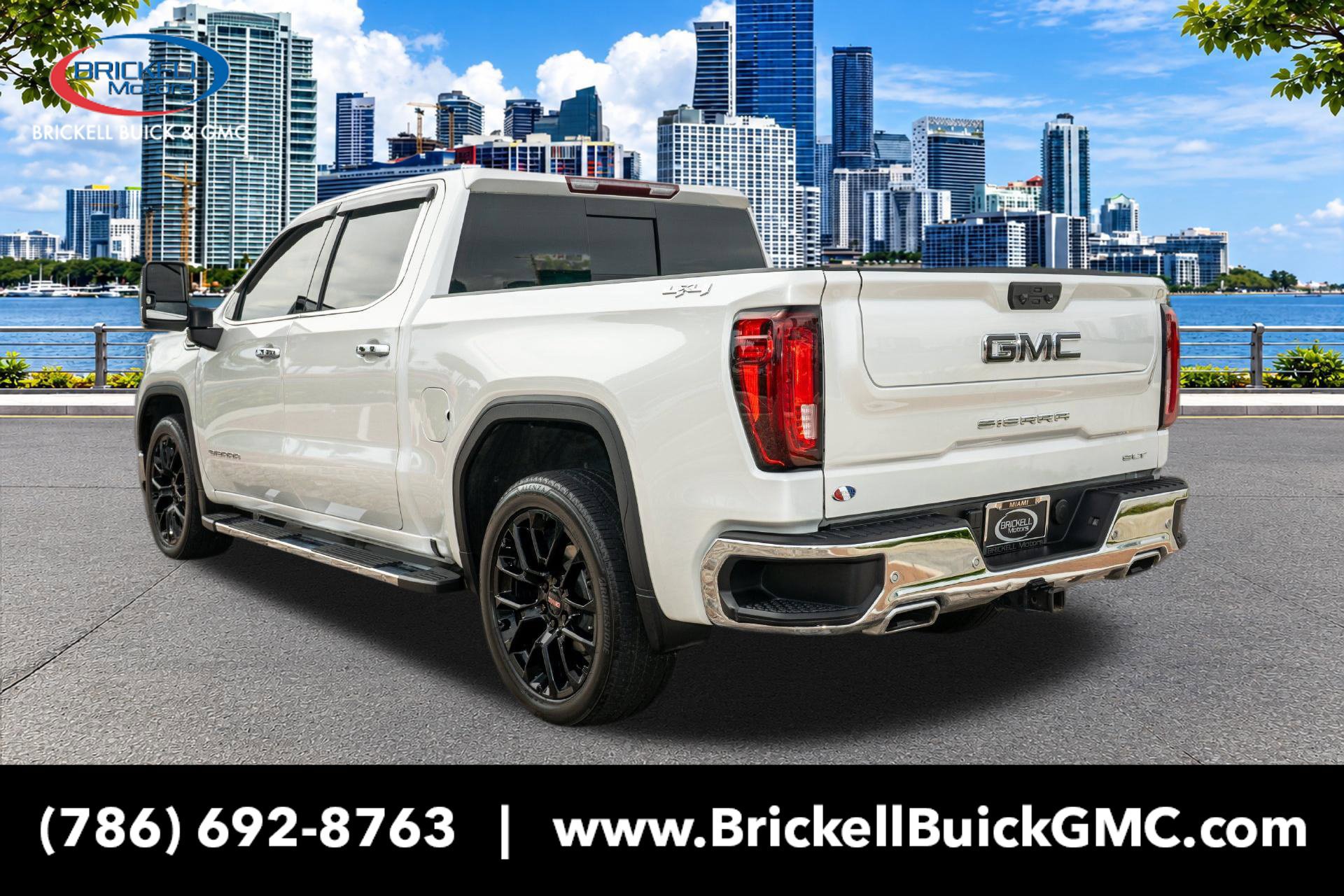 Used 2025 GMC Sierra 1500 SLT w/ SLT Premium Plus Package AWD/4WD image 10