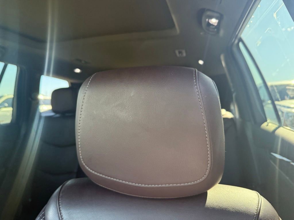 Used 2023 Cadillac XT6 Premium Luxury FWD image 28