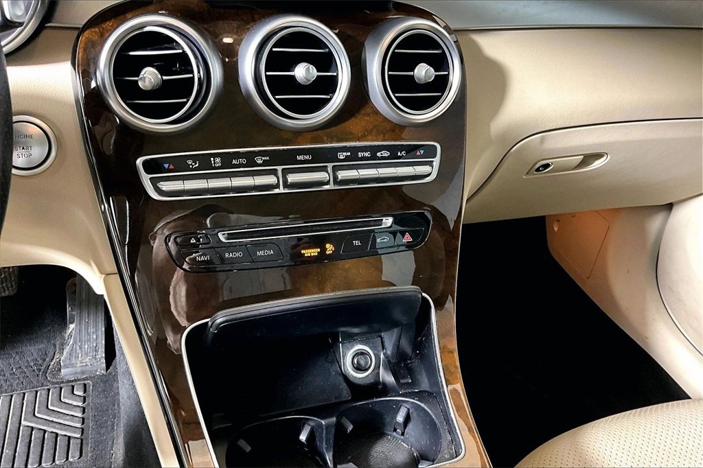 Used 2018 Mercedes-Benz GLC 300 image 24