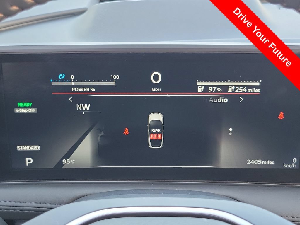 Used 2025 Nissan Ariya AWD image 7