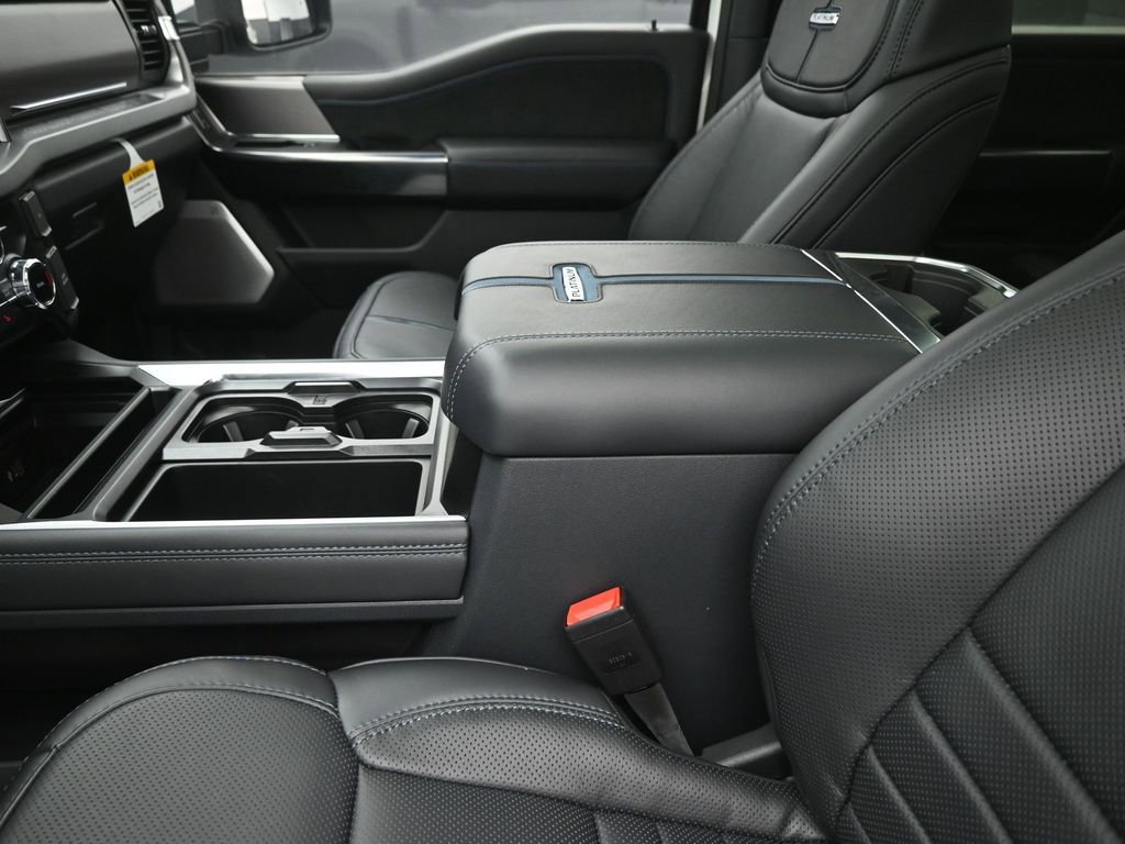 New 2026 Ford F250 Platinum w/ FX4 Off-Road Package image 21