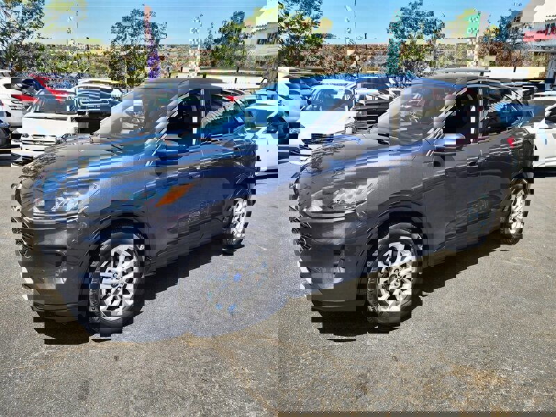 Used 2020 Ford Escape SE image 23