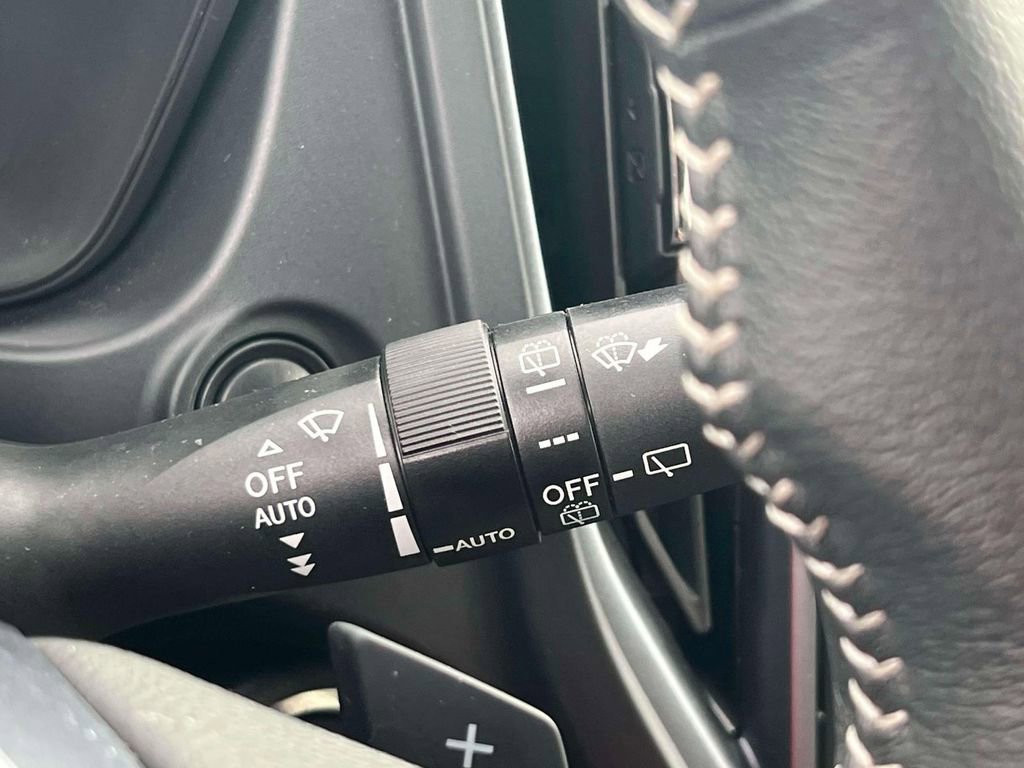 Certified 2025 Subaru Forester Limited image 18