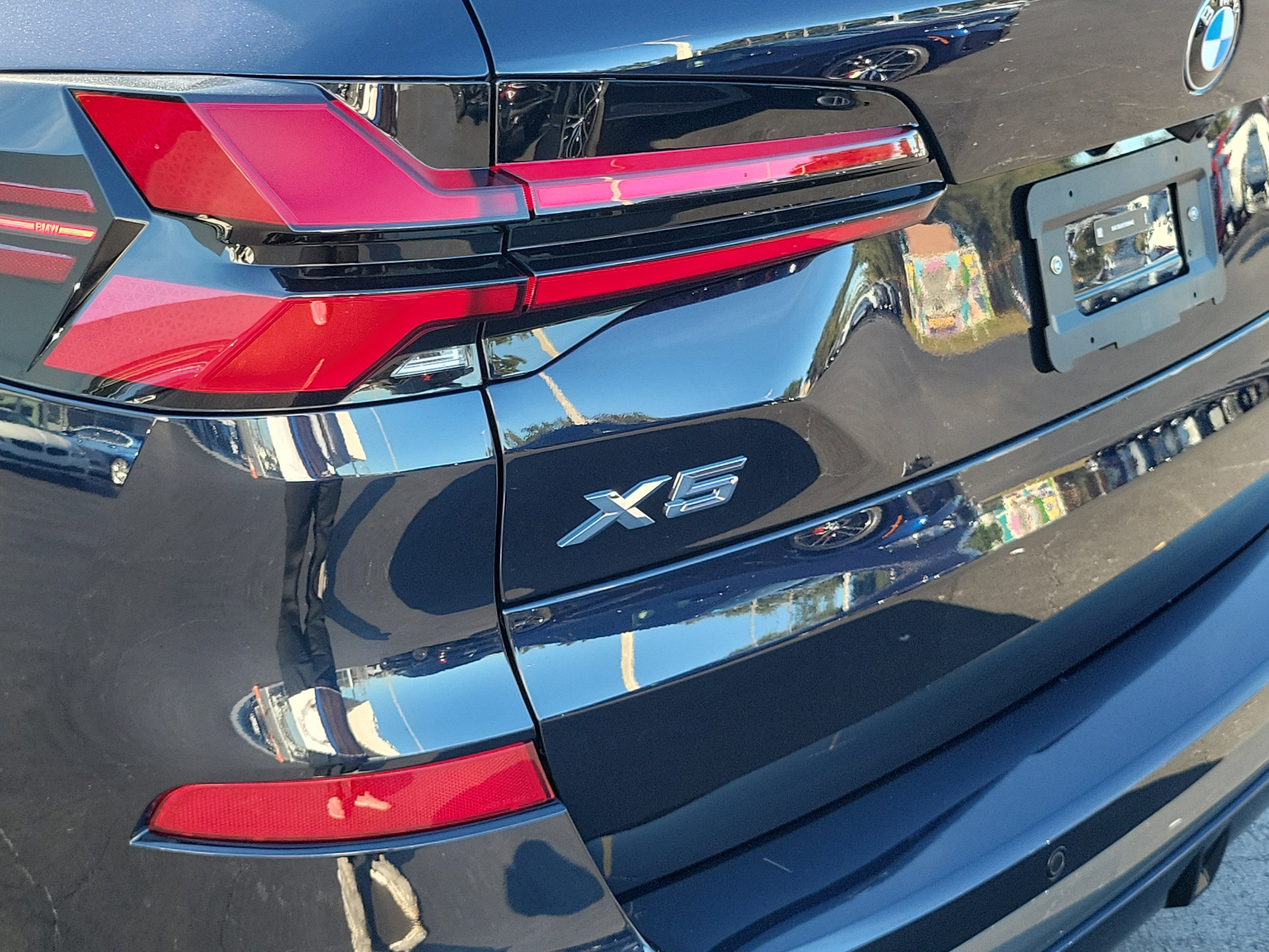 New 2026 BMW X5 sDrive40i w/ M Sport Package image 6