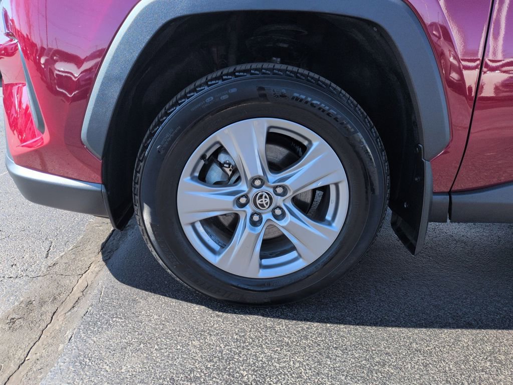 Used 2024 Toyota RAV4 XLE image 27