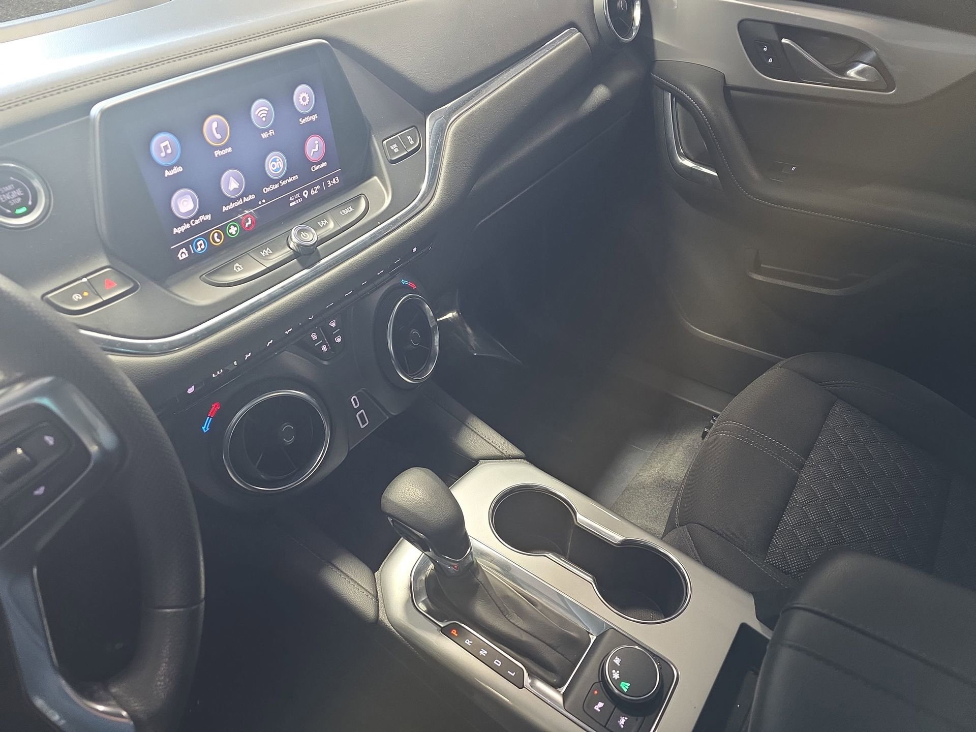 Used 2022 Chevrolet Blazer LT image 25