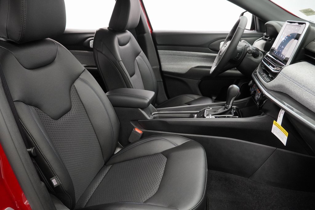 Certified 2025 Jeep Compass Latitude w/ Convenience Group image 45