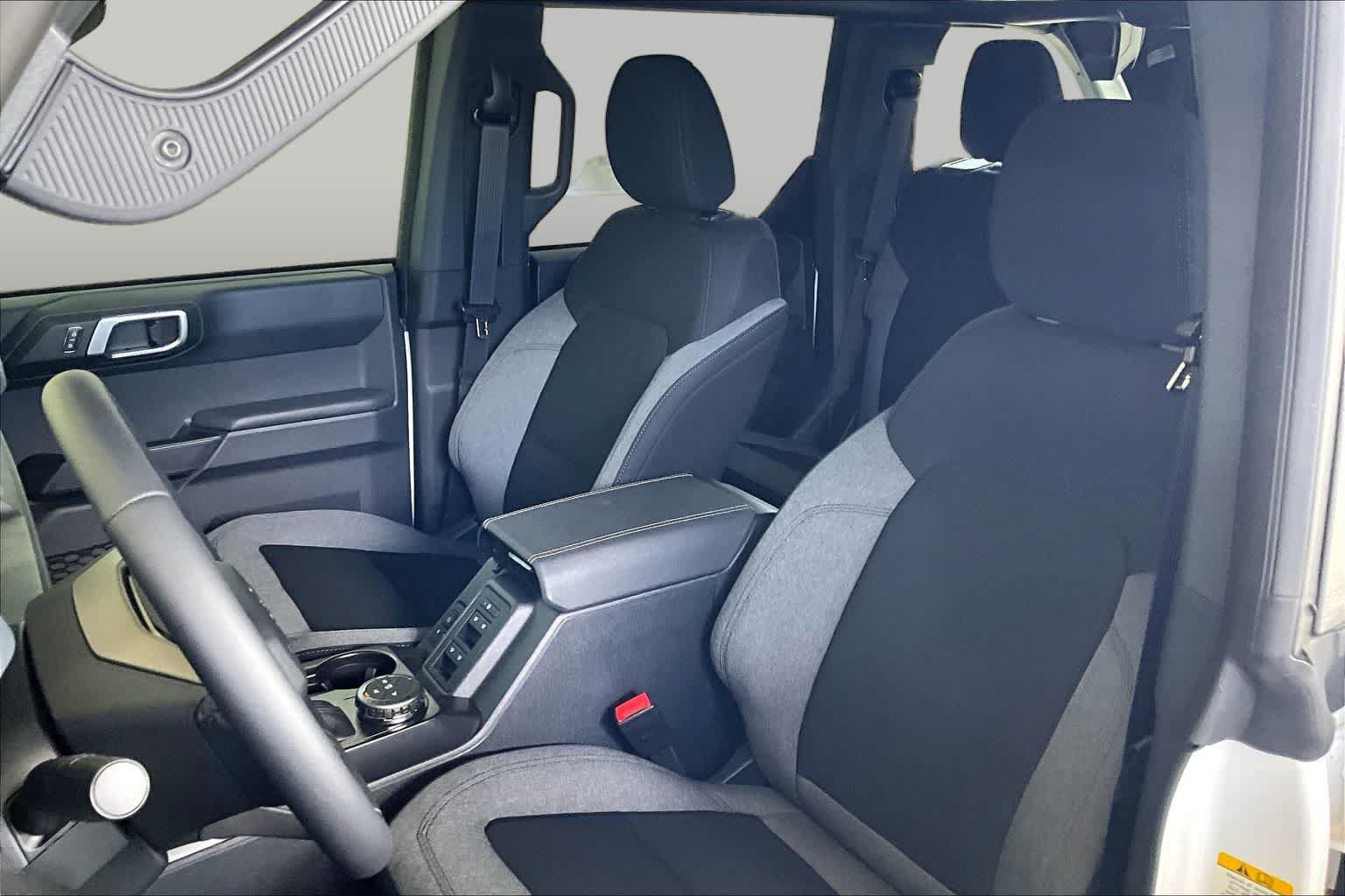 New 2026 Ford Bronco Big Bend AWD/4WD image 9