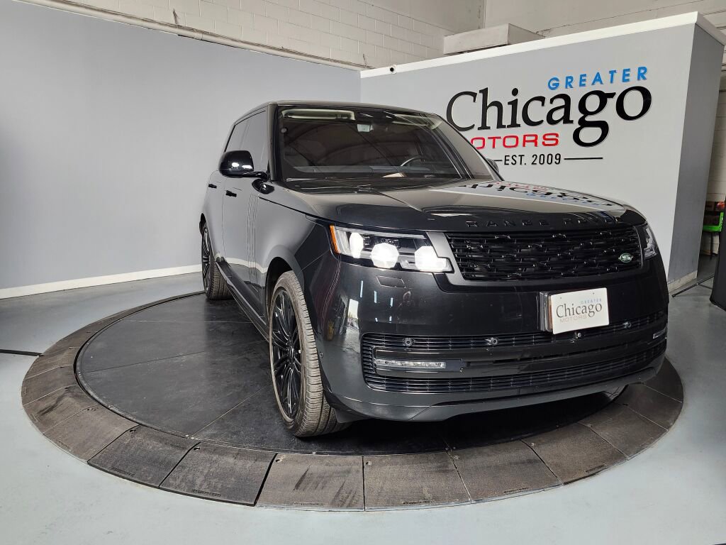 Used 2023 Land Rover Range Rover SE AWD/4WD image 2