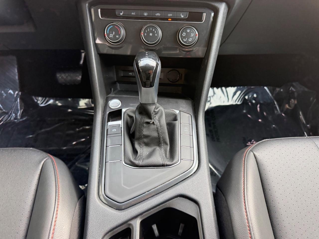 Used 2024 Volkswagen Tiguan Wolfsburg Edition image 18