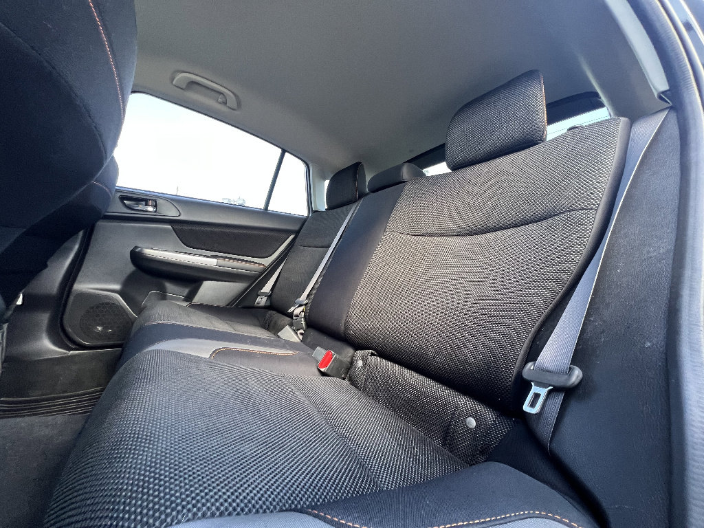 Used 2016 Subaru Crosstrek 2.0i Premium image 32