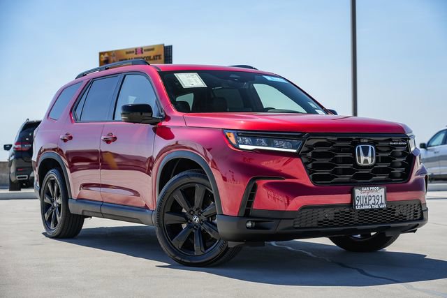 Certified 2025 Honda Pilot Black Edition image 2