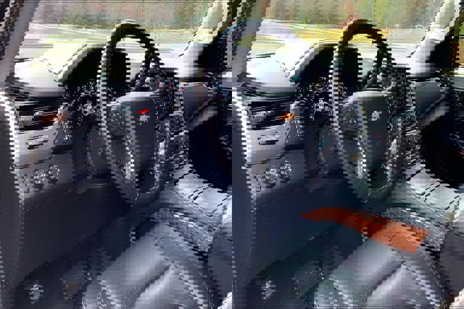 Used 2019 Chevrolet Tahoe Premier image 16