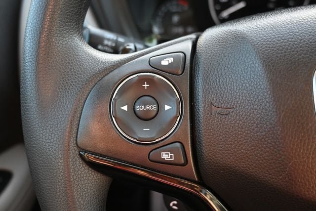 Used 2019 Honda HR-V EX image 39