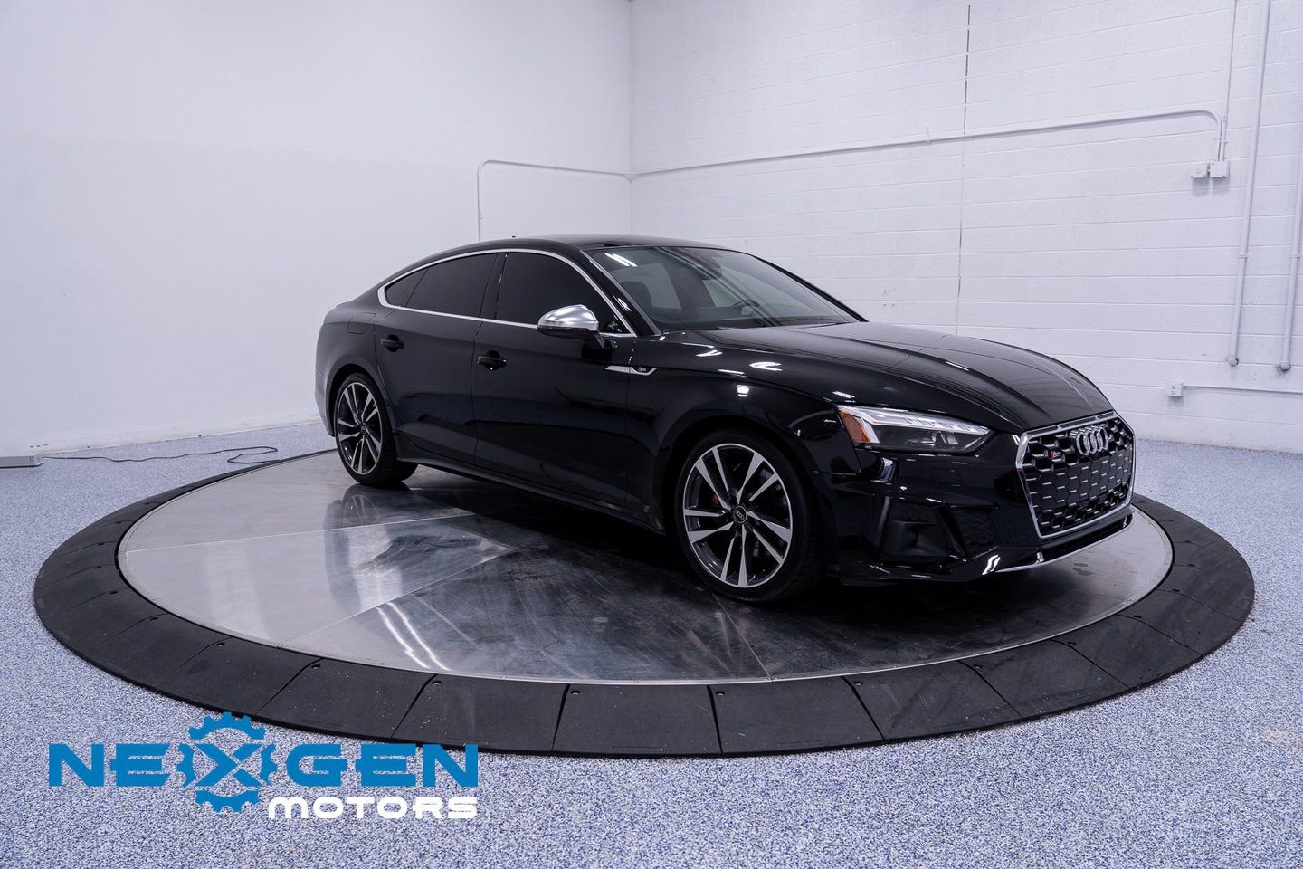 Used 2024 Audi S5 Premium Plus w/ Premium Plus Package image 2