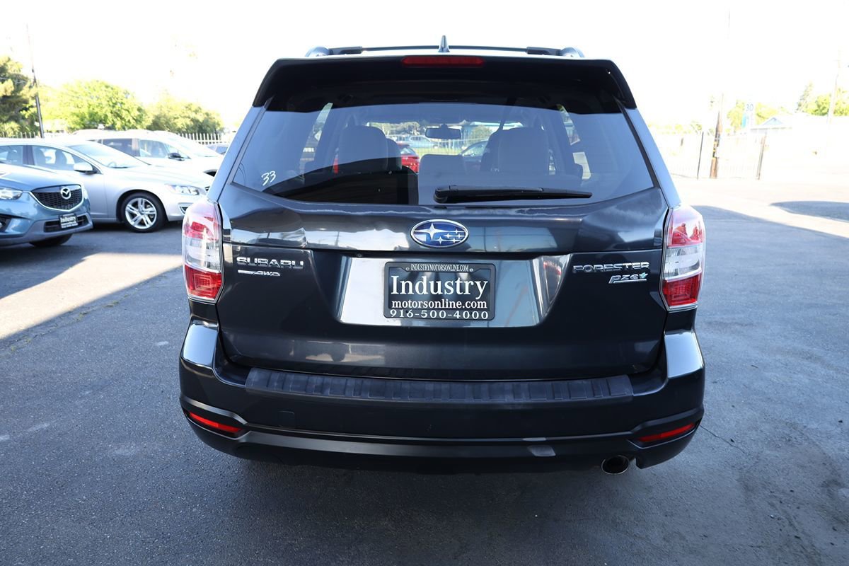 Used 2016 Subaru Forester 2.5i Limited w/ Popular Package #2 AWD/4WD image 5