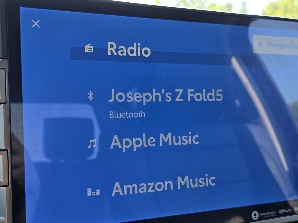 Used 2023 Toyota Tundra Limited image 3