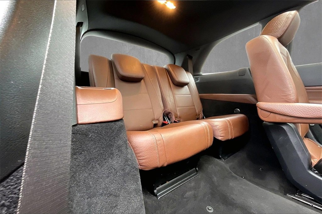 Used 2024 Mercedes-Benz GLS 450 4MATIC image 26